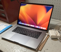 Apple MacBook PRO Retina 15.6’’ Fin 2017 i7 Batterie neuve, 16GB