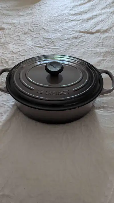 Cocotte ovale 31cm,6,3L couleur oyster
