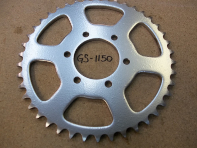 CHAINE SPROCKET MOTO,; HONDA, KAWASAKI, SUZUKI , YAMAHA dans Autre  à Laval/Rive Nord - Image 2