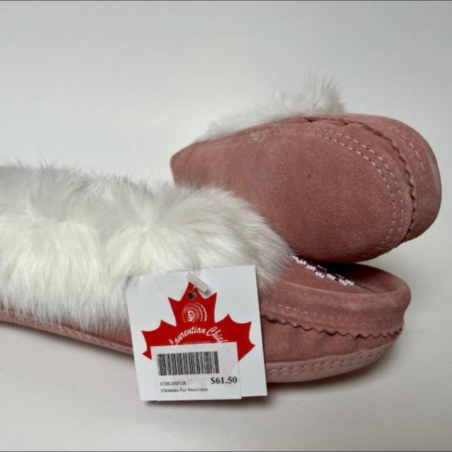 Laurentian Chief Moccasins Youth Size 3 in Kids & Youth in Cape Breton
