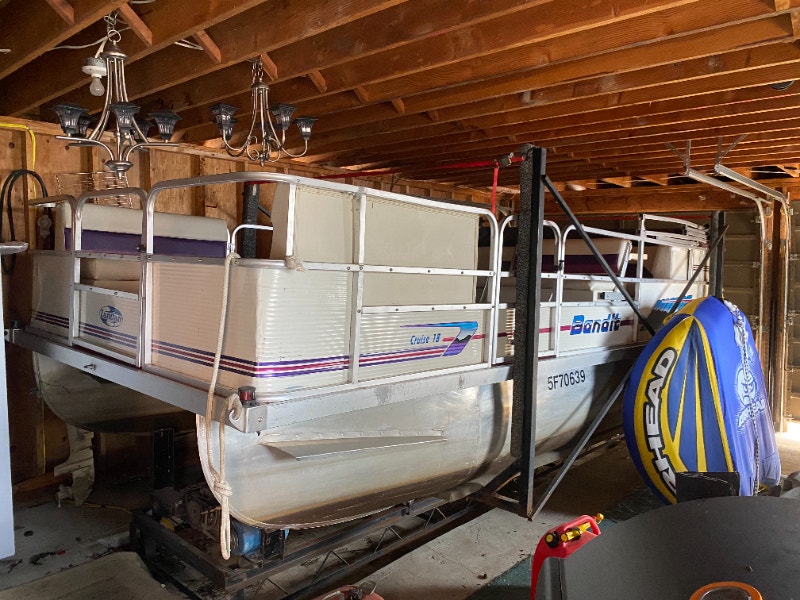 Landau 18' Pontoon Boat and Trailer Powerboats & Motorboats