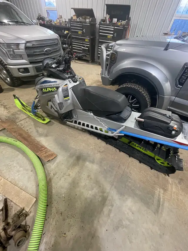 2020 Arctic cat alpha in Snowmobiles in Fort St. John - Image 4