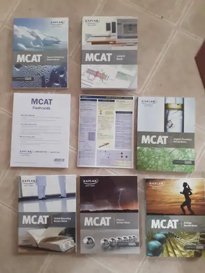 old MCAT Kaplan books, 2011 : - General Chemistry Review Notes -- Organic Chemistry Review Notes --...