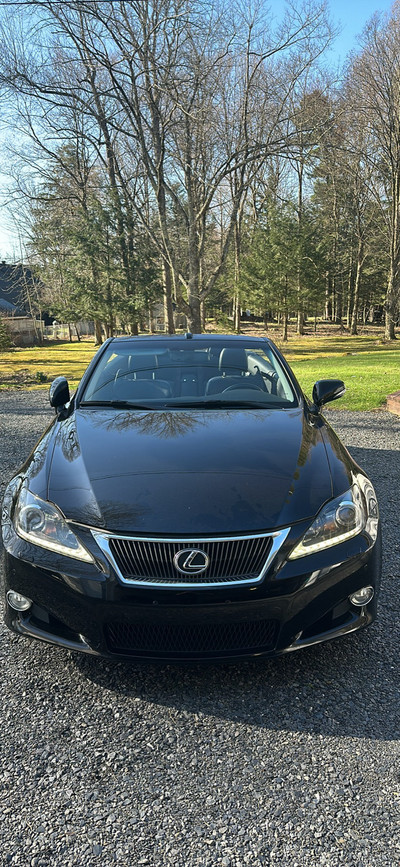 Lexus IS 350 C ( convertible ) 