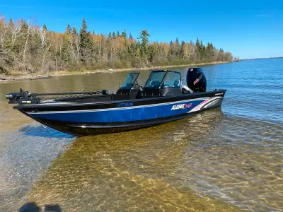 For Sale is a 2019 Alumacraft Competitor 205 equipped with a 2020 Merc Pro XS 250. Only 71 hours. Co...