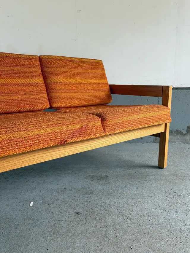 vintage mid century couch/sofa in Couches & Futons in Ottawa - Image 5