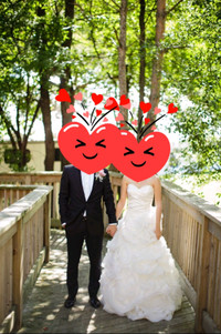 Sweetheart neckline floral inspired bottom wedding dress, size 0