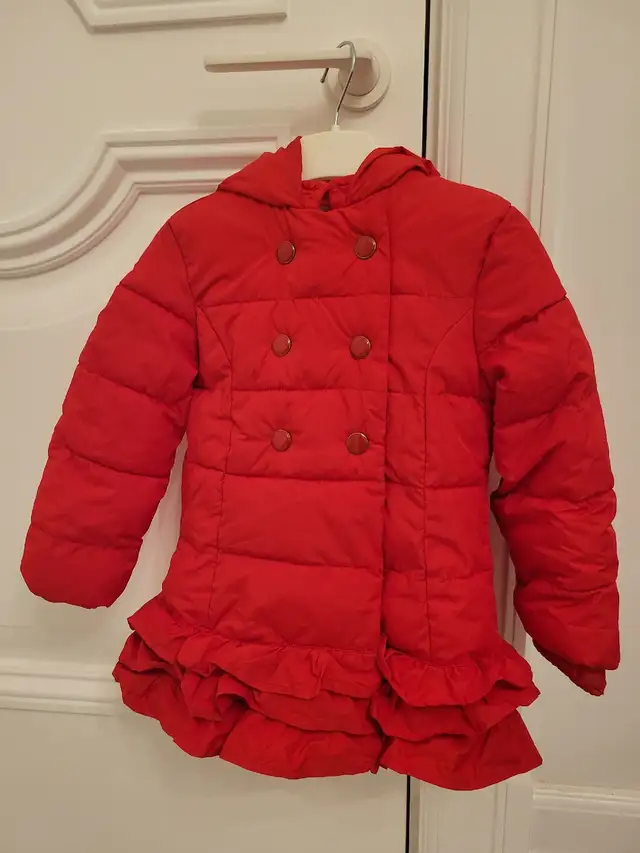 Nouveau manteau rouge fille 4 ans Gymboree Puffer Jacket Red in Kids & Youth in Laval / North Shore - Image 3