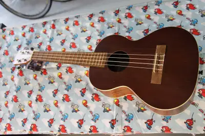 Kala Satin Mahogany Ukulele Ka-C (#17725-3), View more
