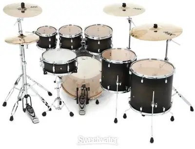 Pearl drumset, 12 pieces, black, mahogany wood, View more