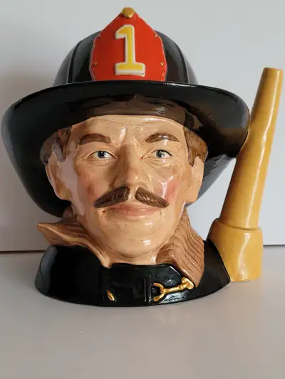 'THE FIREMAN' ROYAL DAULTON FIGURINE, "D6697, 1982. EXCELLENT CONDITION! VERY VIBRANT COLORS, GOLD D...