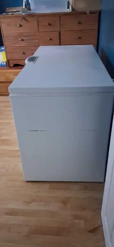 Congélateur Kenmore 14,7 pieds cube (échange contre un plus petit)