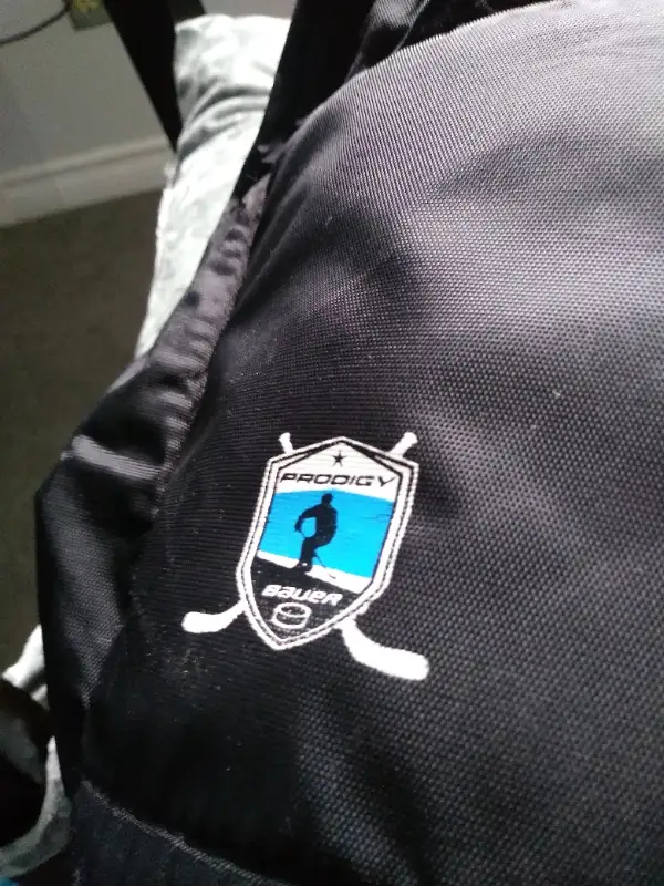 Bauer Hockey Pants Youth in Hockey in Winnipeg - Image 3