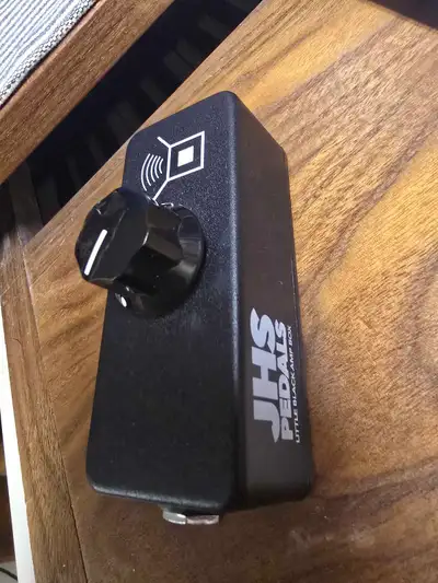 Mint condition. Trade for delay or boost. Can ship.