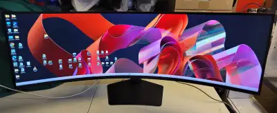 For sale a Samsung Odyssey G9 49" 240Hz 1ms GTG Curved VA LED FreeSync Gaming Monitor (model LS49CG9...