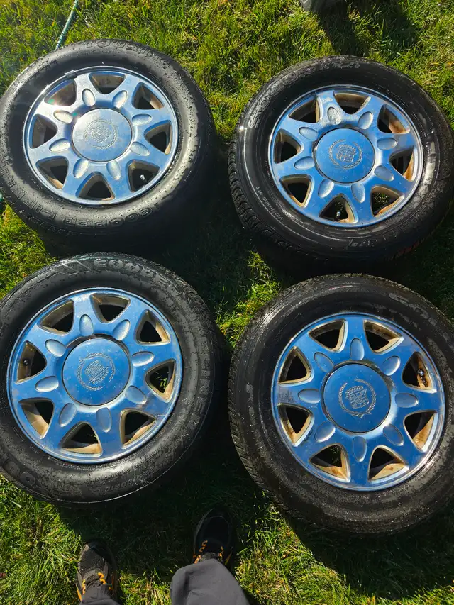 Cadillac 16in Rims in Tires & Rims in Peterborough - Image 3