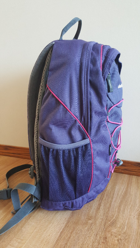 Deuter GoGo 25 Litre Backpack - $50 in Fishing, Camping & Outdoors in Calgary - Image 4