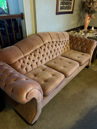 Blush pink sofa set 