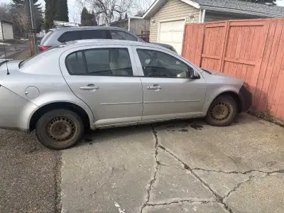 2007 Pontiac with 2 sets of tires. The winter tires are studded for extra control in the winter (cur...