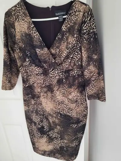 NEW Frank Lyman Brown Gold Dress. Animal Print. Fitted Zipper, View more