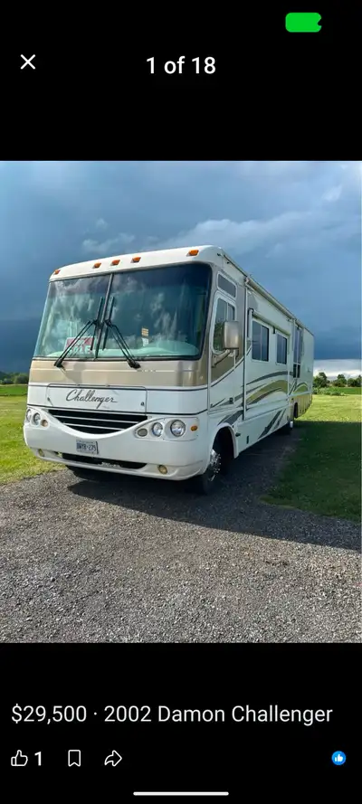 Good condition. 2002 Ford V10 Motorhome – 36Ft Well-maintained and ready for camping! Powered by a s...
