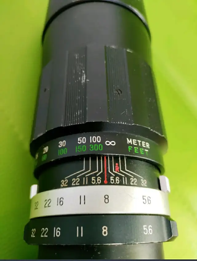 Vintage Soligor 350 mm f5.6 Manual focus Prime lens in Cameras & Camcorders in Mississauga / Peel Region - Image 4