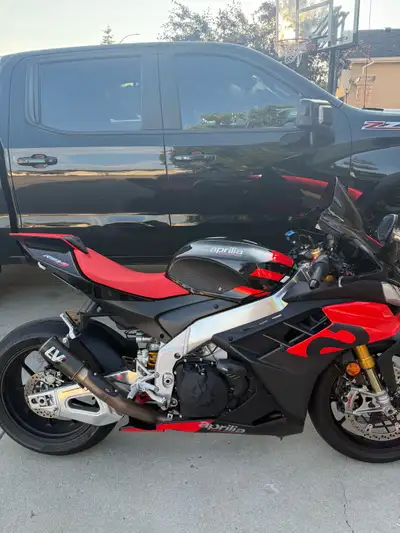 2022 Aprilia RSV4 Factory – 7,869 km – Modified Selling my 2022 Aprilia RSV4 Factory in excellent co...
