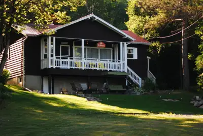 3bdrm Scenic Cottage on Lake in Haliburton - Reduced Rate, View more