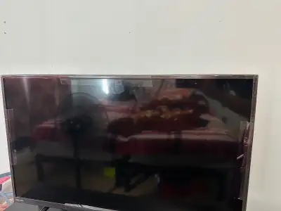 I want sell this TV and Drawer price for both will be $120., View more