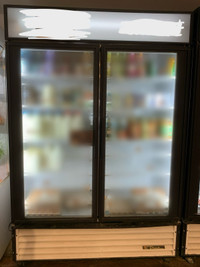 True fridge 2-door commercial glass door cooler.