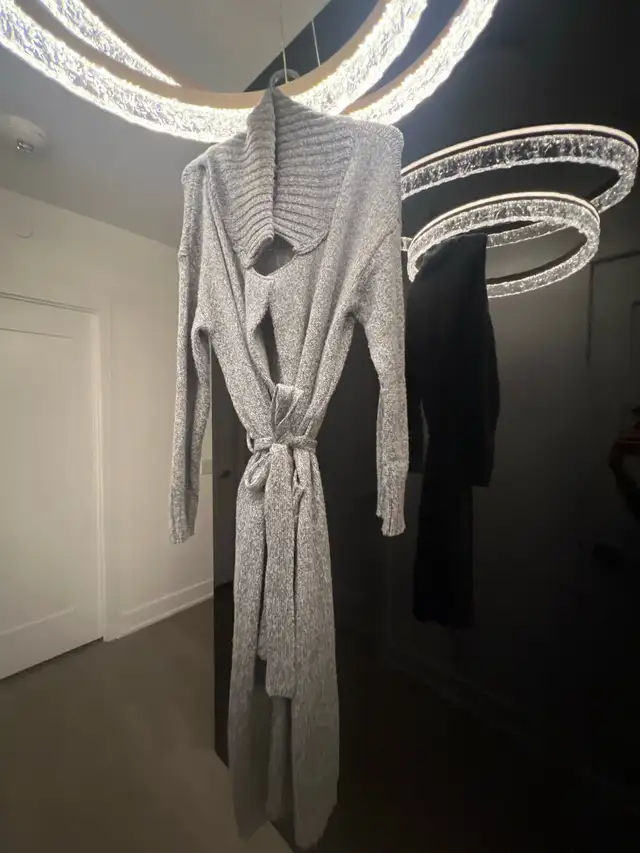stunning brand new coat 62863269273474122