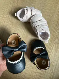 Souliers bébé neufs