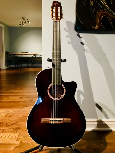 Godin ARENA PRO CW EQ – Bourbon Burst + case inclus, View more