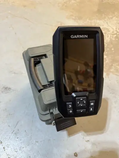 Garmin Striker Plus 4 Ice bundle, View more