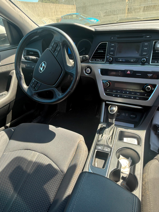 2016 Hyundai Sonata 4dr Sdn 2.4L Auto GLS in Cars & Trucks in Ottawa - Image 3