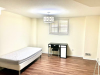 Clean, bright bedroom for Rent(female students/professionals)