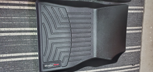 2011-2017 NISSAN JUKE WeatherTech Custom Floor Mats Floor Liners in Other Parts & Accessories in Ottawa - Image 9