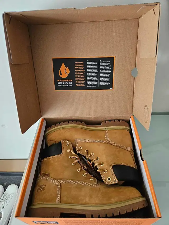 Timberland PRO Work Boots in Men's Shoes in Markham / York Region - Image 4