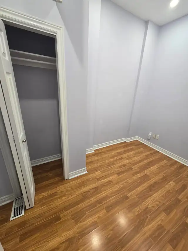 Spacious 1-Bedroom + Office/Flex Space in the Heart of Ossington in Long Term Rentals in City of Toronto - Image 14