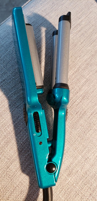 Curling Iron Conar