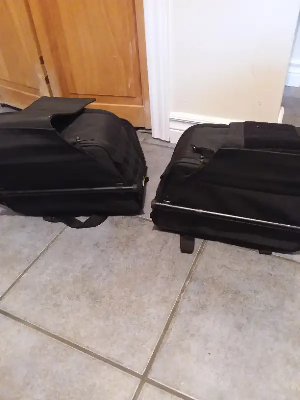 Ultramax Motorcycle Saddlebags  Can  be used as  bike bag in Road in Kitchener / Waterloo - Image 9