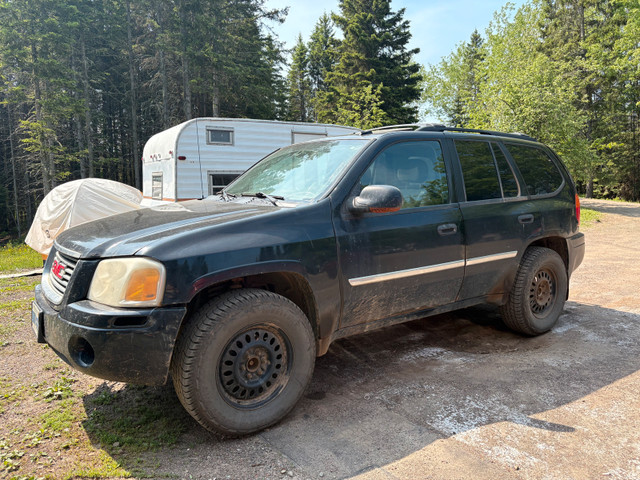 2008 gmc envoy in Cars & Trucks in Thunder Bay - Image 2