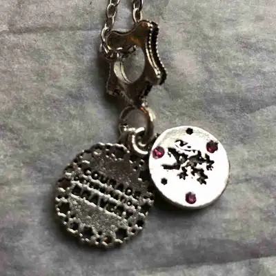 Harry Potter Charm Necklace - your choice: Gryffindor, Slytherin, View more