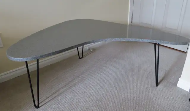 VINTAGE LAMINATE KIDNEY OR BOOMERANG SHAPE COFFEE TABLE63284906868867122