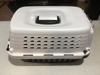 Small dog or cat travelling cage