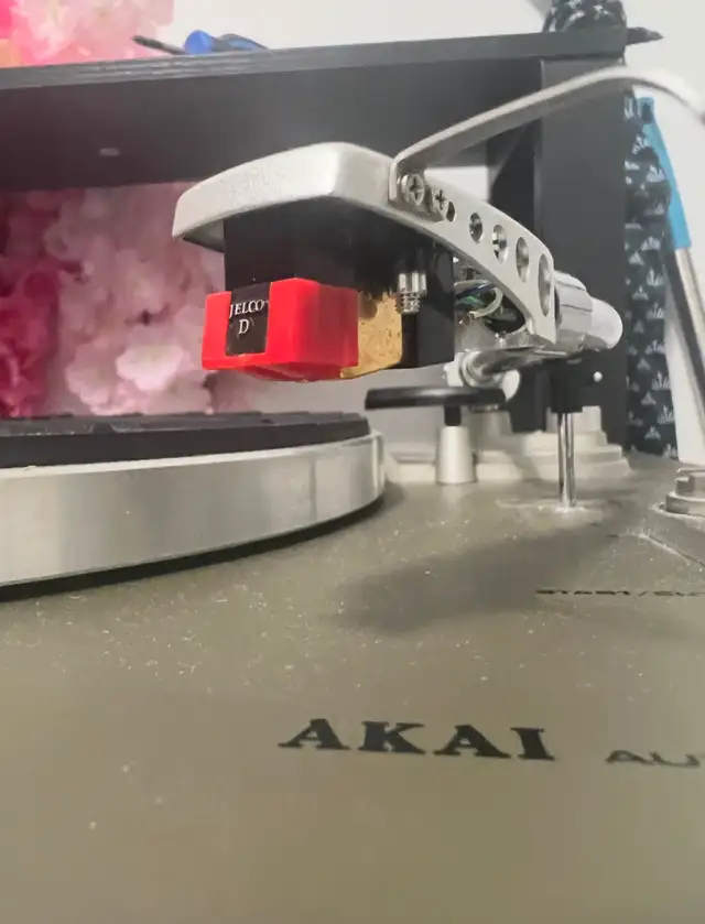 Vintage Akai AP-100C Turntable + Fosi Box X1 Preamp Vinyl Kit in Stereo Systems & Home Theatre in City of Toronto - Image 6