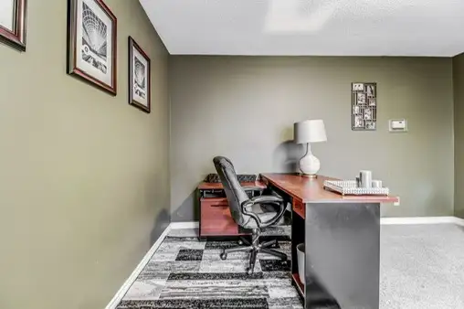 Room Rental All Included 1GB WiFi, near brock63295984402051123