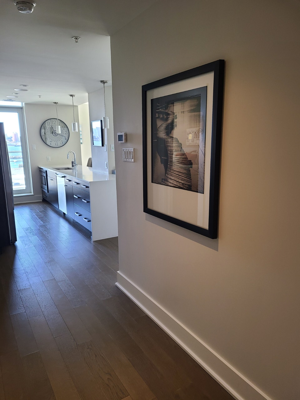 1700 Square foot Executive Condo for rent 2