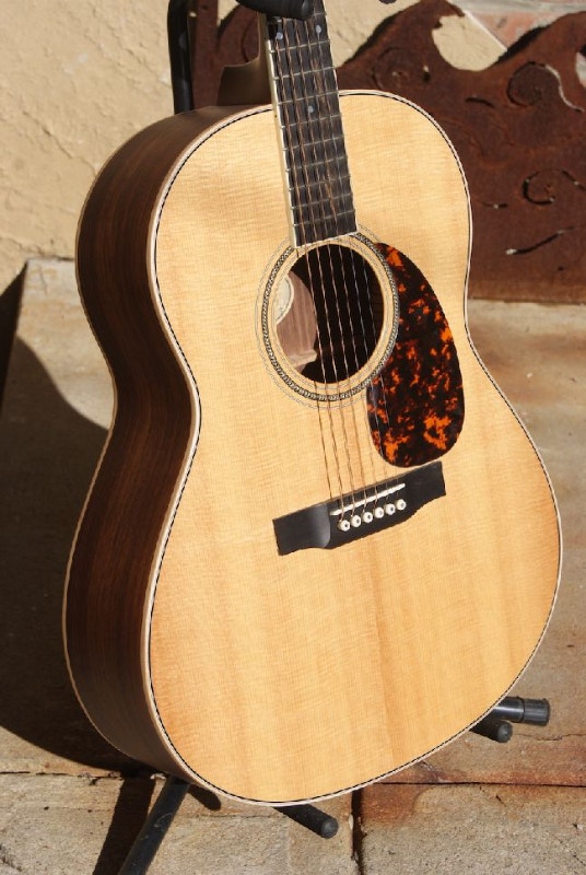 Larrivee L04 Acoustic 6 String Guitars City of Toronto Kijiji