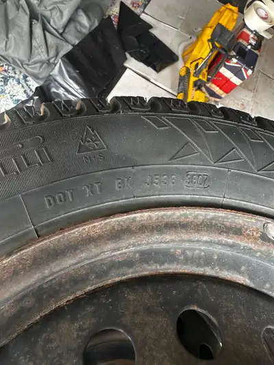 Pirelli snow tires. 205 /55 / 16. From 2008 Toyota matrix. Good condition. $275 Please contact 613-8...